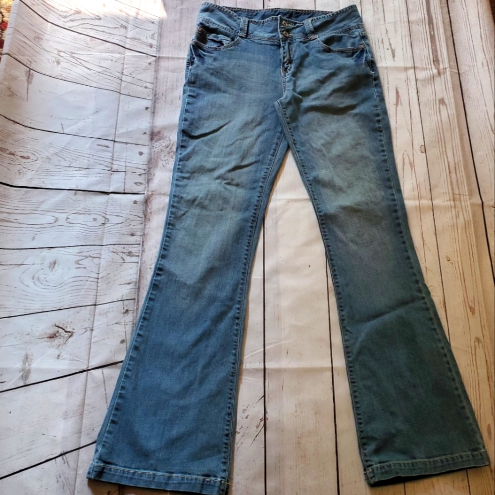 Long Elegant Legs boot cut jeans blue size 12